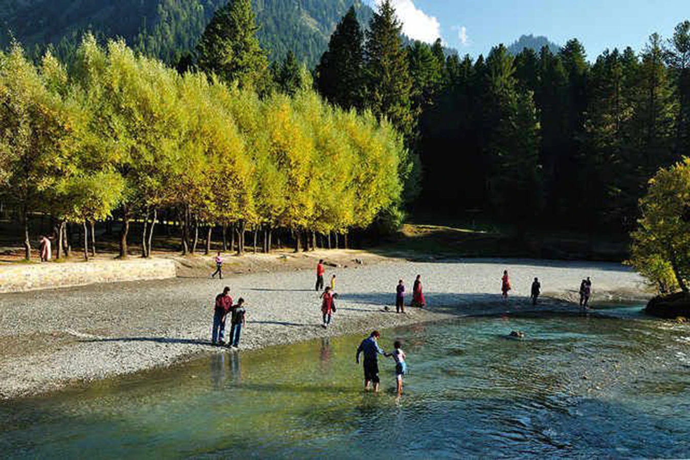 Betaab Valley-Betaab Valley